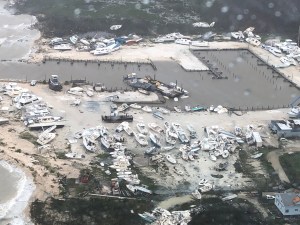 Confirman casos de saqueos en zonas afectadas por el huracán Dorian en las Bahamas
