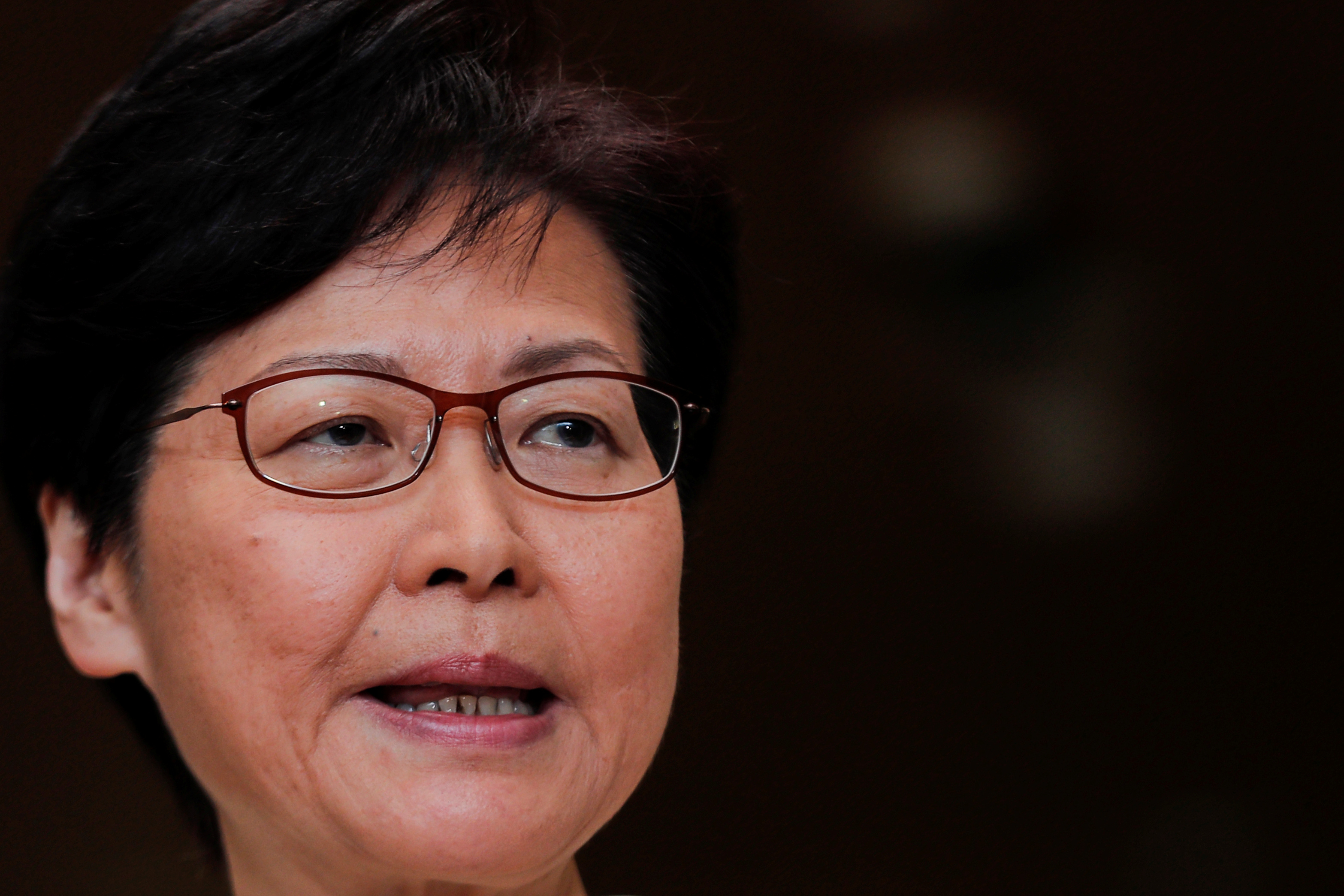 El régimen chino no influyó en la retirada de la ley extradición, dice jefa de Gobierno de Hong Kong