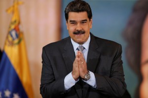 “¿Soy o no soy?”: El dilema que atormenta a Maduro mientras invita a ser más “bellos”