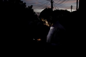 ¡A oscuras! Denuncian que Caracas y varios estados del país amanecieron sin luz este #26Sep