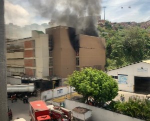 Reportan incendio en la zona industrial de Palo Verde #2Sep (FOTOS y VIDEO)