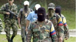 ALnavío: El ejército guerrillero de Maduro con las Farc y el ELN puede llegar a 3.000 hombres