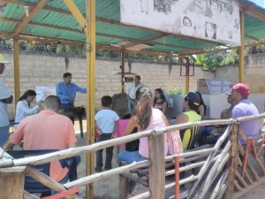 AD dicta talleres a consejos comunales de Campo Carabobo