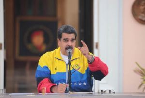 Maduro arrugó antes de visitar la ONU pero enviará las “firmas” contra Trump que nadie contará