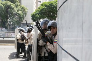 Efecto Cocuyo: La necropolítica y el ejercicio del poder descontrolado en Venezuela