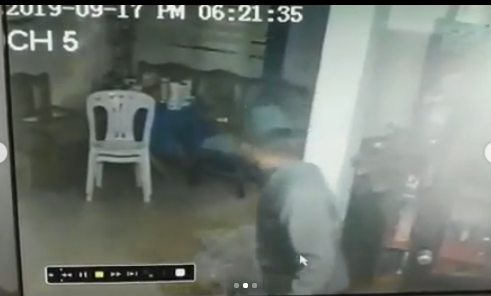 ¿El hombre nuevo? Como “Pedro por su casa” este soldado del Ejército se metió a robar (VIDEOS)