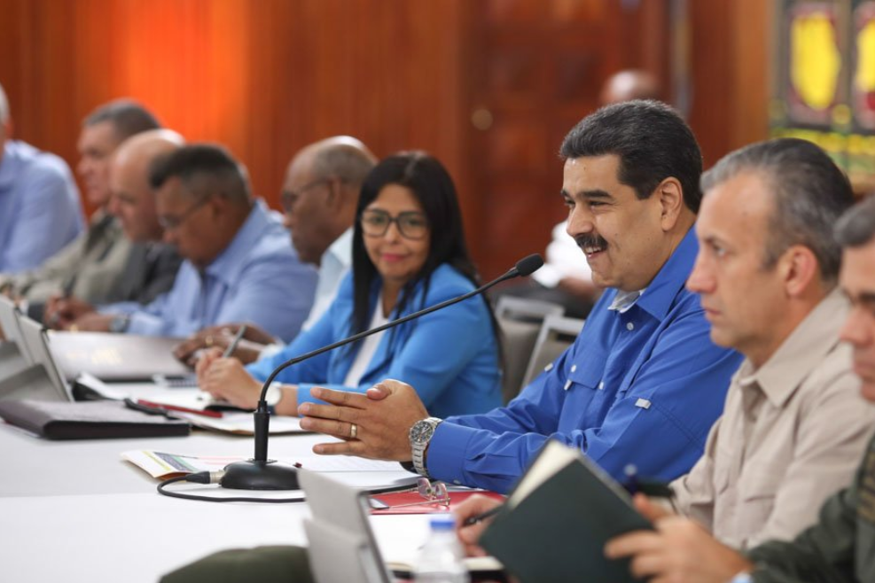 Maduro confirmó que el chavismo desplegó sus fuerzas militares en la frontera con Colombia