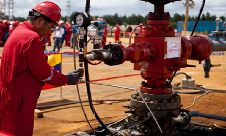 Platts: La producción de crudo de Venezuela cae a 520 mil b/d en agosto
