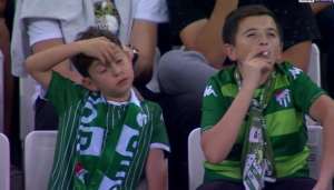 VIRAL: El VIDEO de “un niño” fumando cigarrillo durante un partido de fútbol que causó revuelo