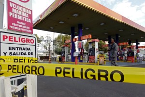 Gasolineras amanecieron cerradas en un Ecuador bajo estado excepción (fotos)