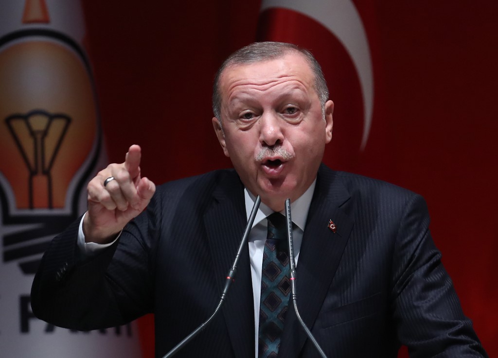 España apoya el embargo de armas a Turquía y condena las amenazas de Erdogan