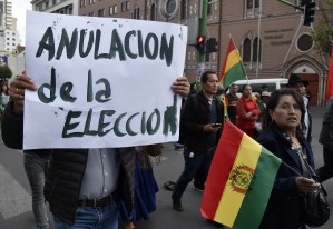 Escalan protestas en Bolivia al cuestionar el “triunfo electoral” de Evo Morales