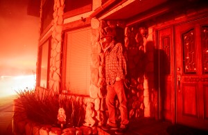 “La casa se va a incendiar”: Cuando los fuegos de California tocan a la puerta (FOTOS)