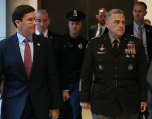 Jefe del Pentágono afirma que EEUU no se retirará de Afganistán como lo hizo en Siria