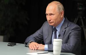 Putin promete perfeccionar generación de armamentos “invencibles” e “indetectables”