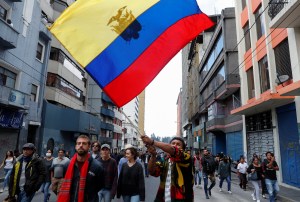 Gobierno de Moreno se traslada a Guayaquil por recrudecimiento de disturbios