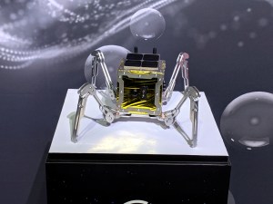 Pequeña sonda exploradora que camina será enviada a la Luna