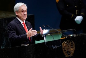 Piñera anuncia plan para terminar con toques de queda en Chile