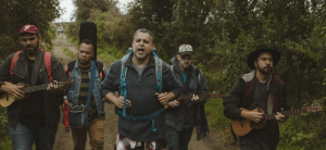 ¡Imperdible! La canción sobre los migrantes de Luis Enrique y C4 Trío que te hará llorar (VIDEO)