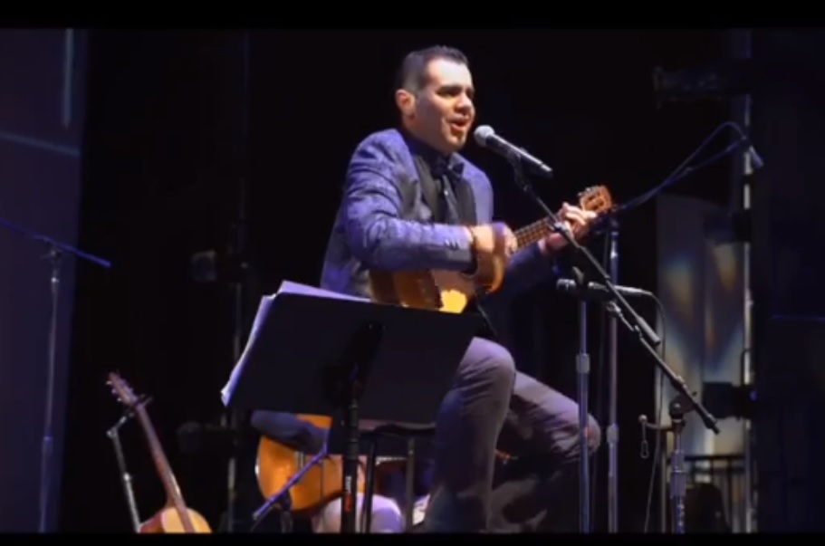 Jonathan Acosta, cantante y compositor venezolano, galardonado en EEUU con el Award Hispanic Heritage