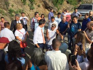 Guaidó acompañó a los vecinos de Carlos Soublette en el estado Vargas (Fotos y Videos)