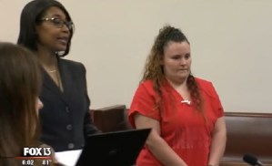 Niñera violó a niño de 11 años, le tuvo un bebé y ahora debe pagar 20 años de cárcel (Video)