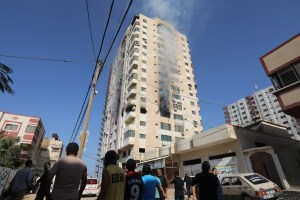Israel atacó la residencia de un jefe militar palestino en Gaza