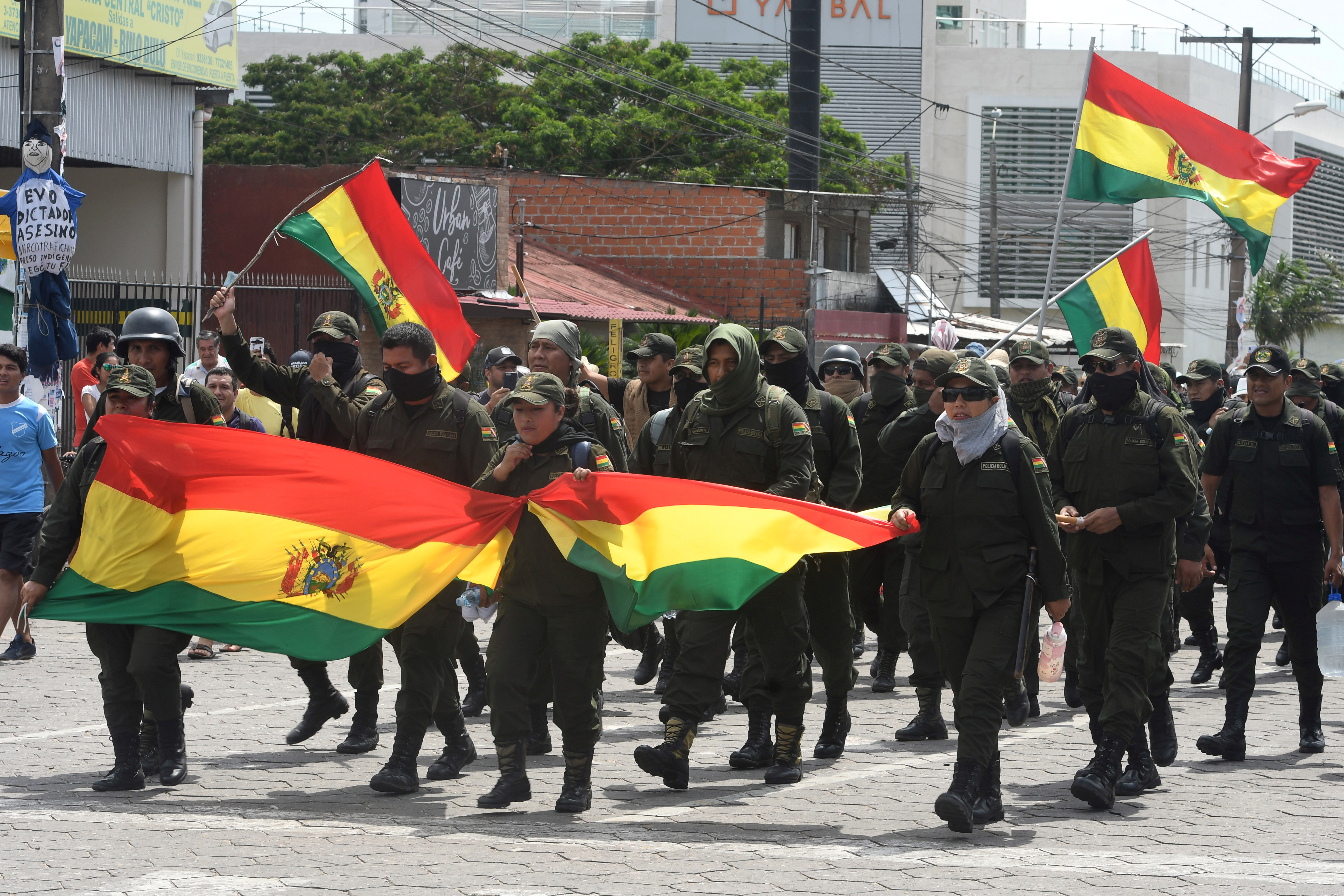 Evo Morales en la cuerda floja en la peor crisis de su gobierno en Bolivia