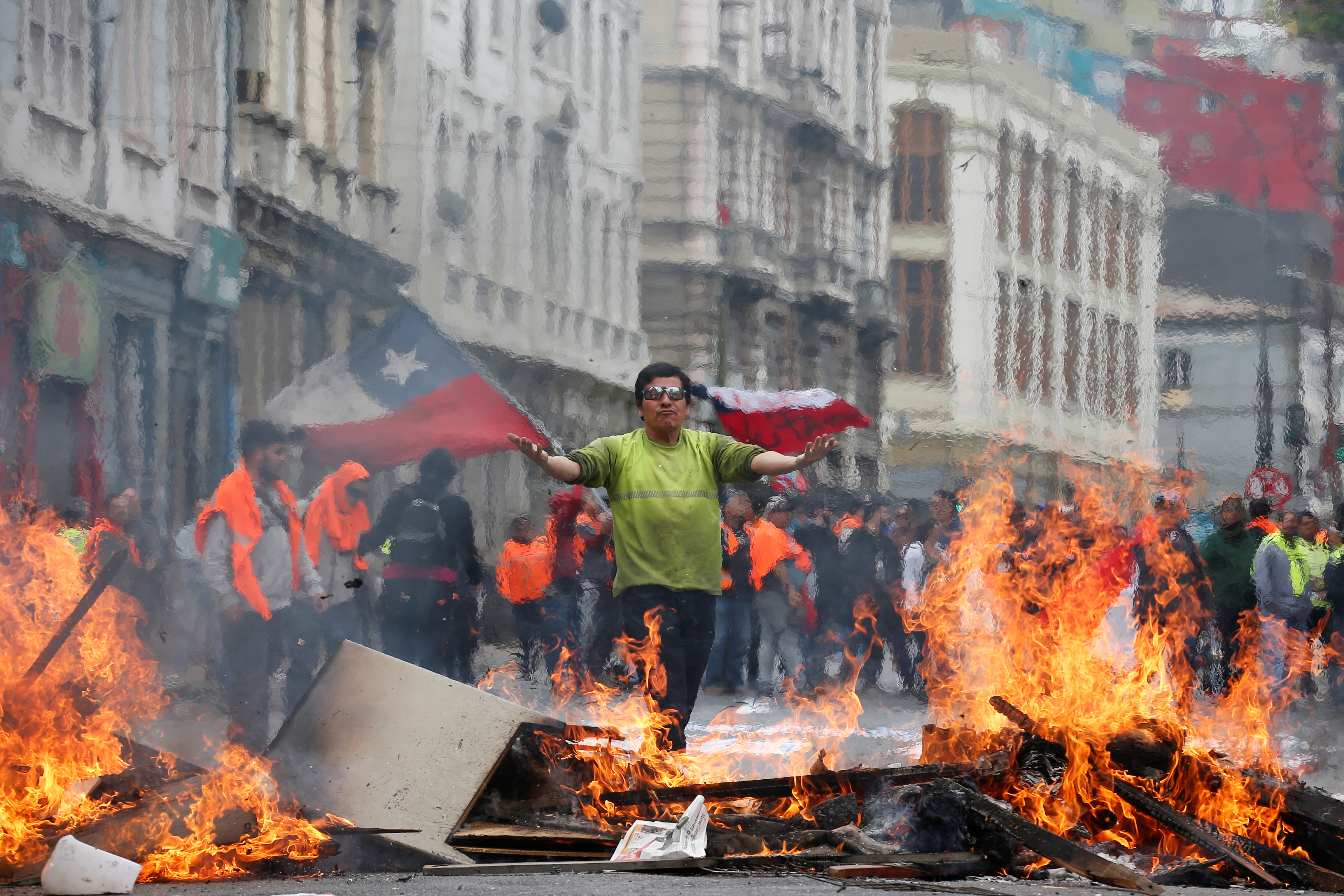 Bloqueos de rutas marcan las nuevas protestas en Chile