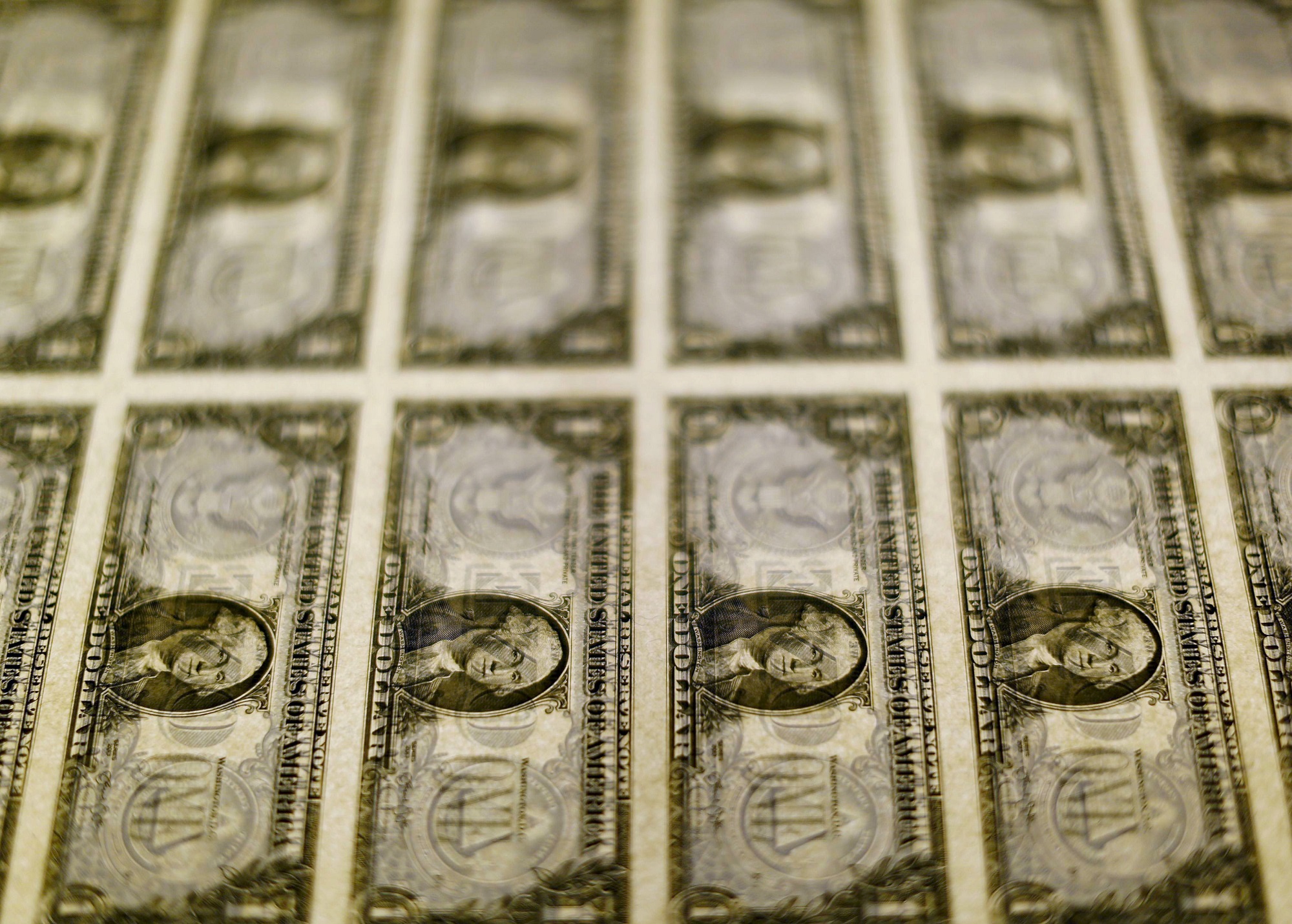 El insólito caso de los billetes de un dólar que por un error de fabricación pueden valer hasta 150.000 dólares