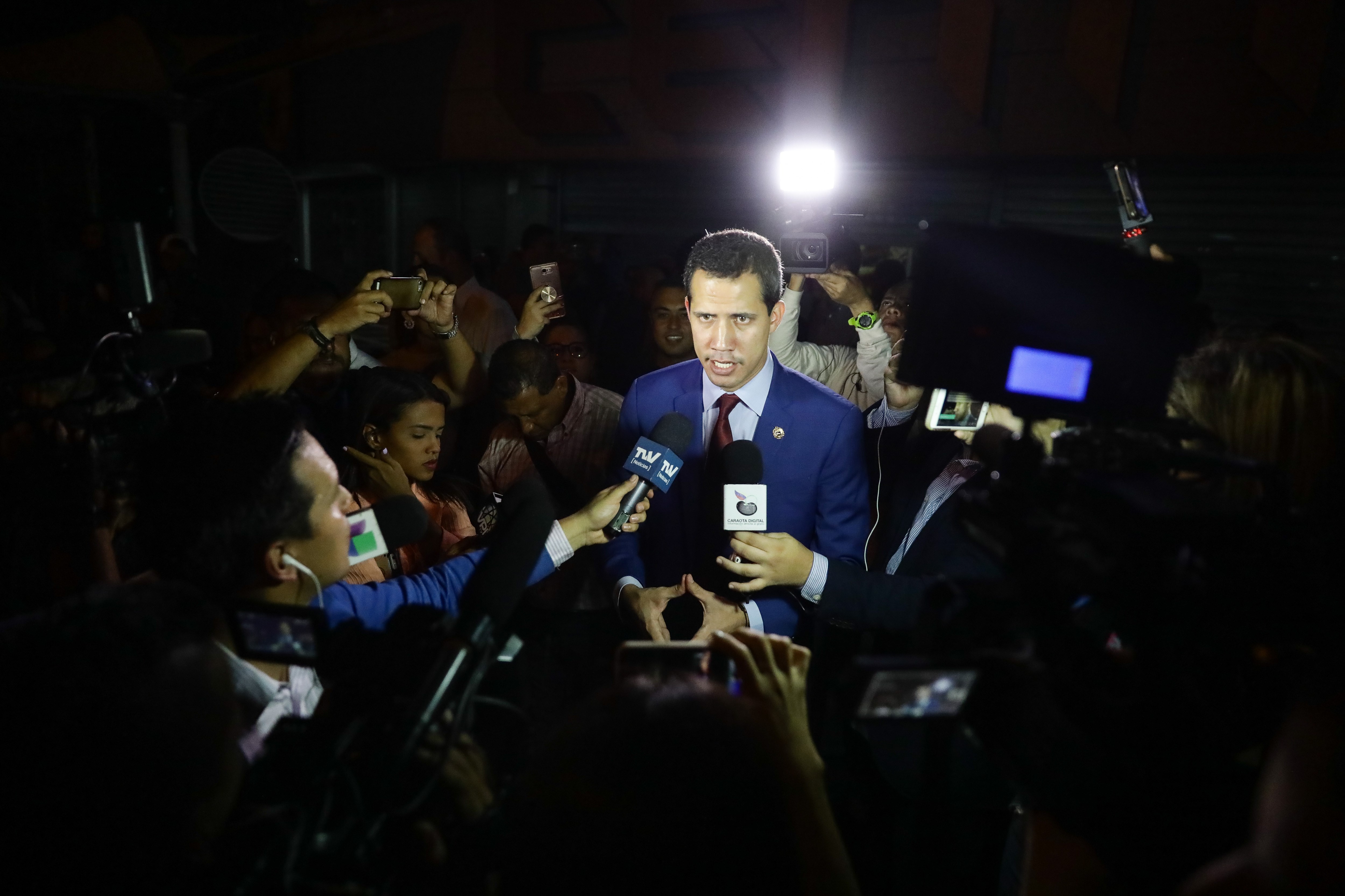 Juan Guaidó desde la sede de VP: Ya basta de amedrentar por parte de la dictadura