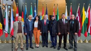 ALnavío: La delegación de Nicolás Maduro entra al Parlamento Europeo pero por ahora pura pose y pura foto
