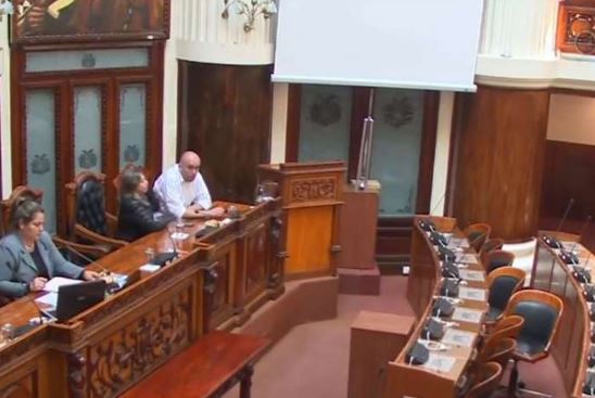 Cámara de diputados en Bolivia suspendió sesión por falta de quórum
