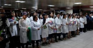 Proponen a las brigadas de médicos cubanos para el Premio Nobel de la Paz