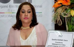 Detienen a Sandra Kettels, expresidenta del Tribunal Electoral de Santa Cruz, Bolivia