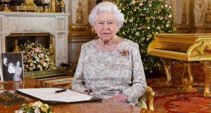 Lo que le regala la reina Isabel II a sus empleados por Navidad