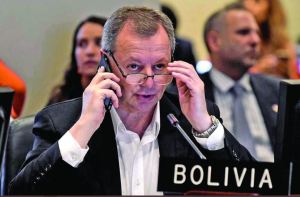 Embajador de Bolivia ante la OEA renunció a su cargo