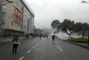 Tensión en Colombia: Inicia la represión contra las protestas en Bogotá #21Nov (fotos y videos)