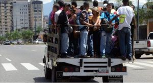Más de 250 unidades de transporte en Zulia sin poder trabajar por falta de gasolina (VIDEO)