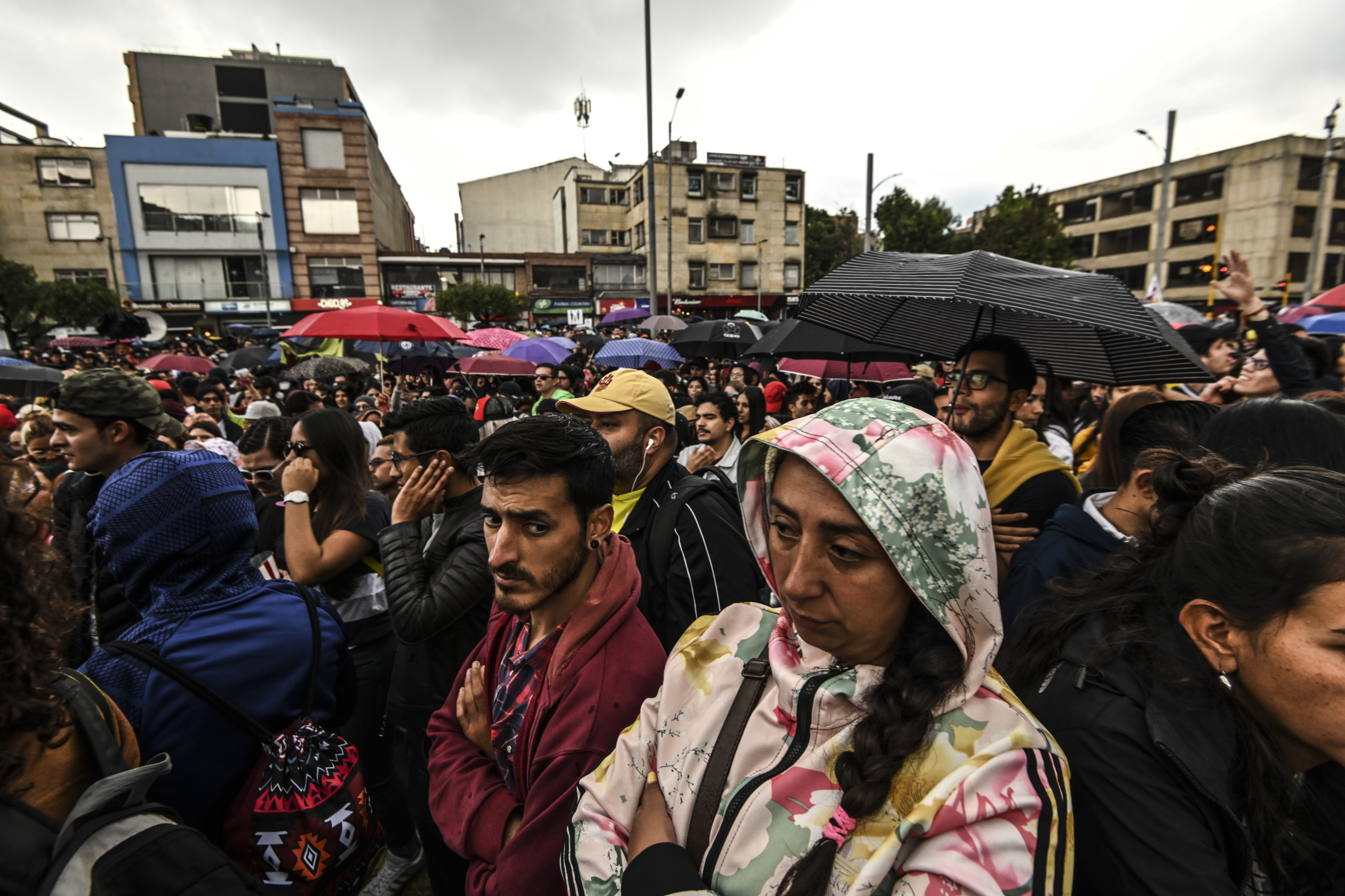 Manifestantes salieron en Colombia para escuchar a sus artistas (Fotos)