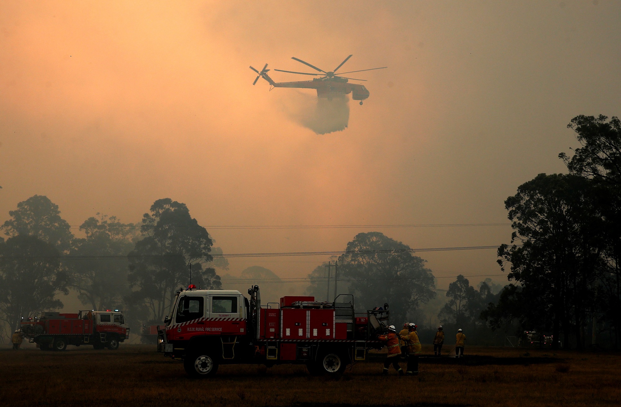 Piden la evacuación de miles de personas en Australia debido a los incendios forestales