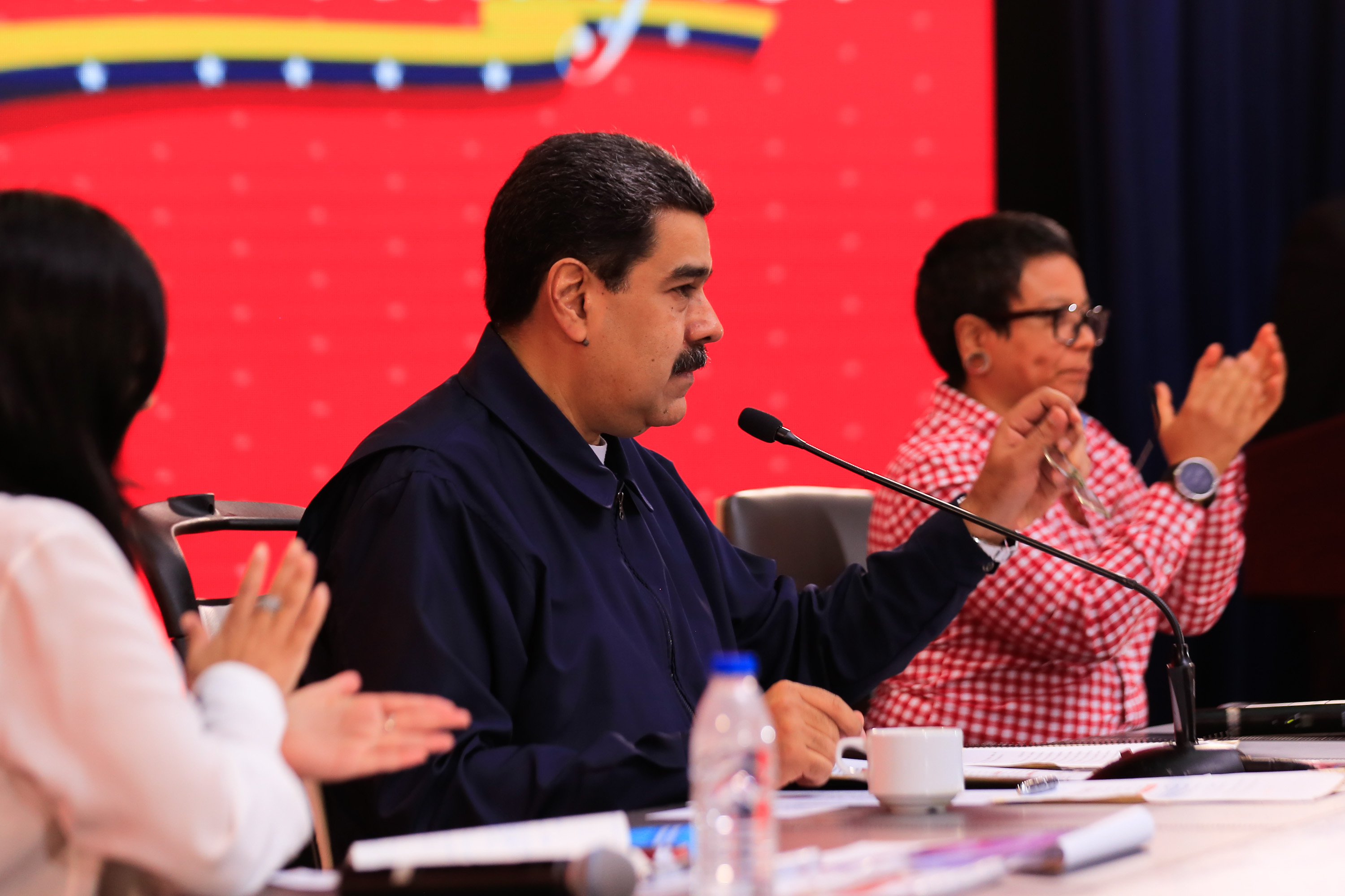 El más ciego de todos… Maduro dice que en Colombia “exageran” cifras sobre migrantes venezolanos