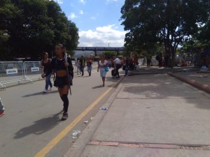 Retiran a vendedores informales de puntos estratégicos en La Parada
