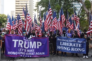 Manifestantes vuelven a calles de Hong Kong para mantener vivo el movimiento