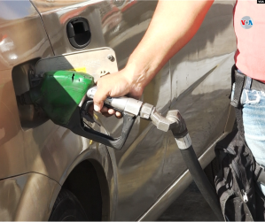 Extraoficial: El nuevo precio de la gasolina en Venezuela… y  no es chiste (FOTOS)