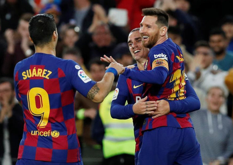 El Barça cierra el año con una goleada y Messi a la cabeza (FOTO)