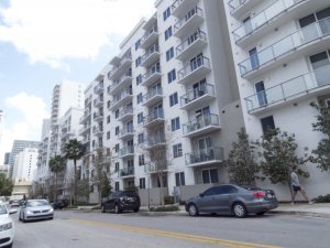 Alto precio de la vivienda en Miami pone en peligro el sueño americano