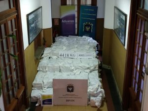 Uruguay decomisó varias toneladas de cocaína, el mayor alijo de su historia