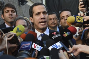 Juan Guaidó: Vendrán nuevas sanciones hacia quienes se mantienen en el régimen