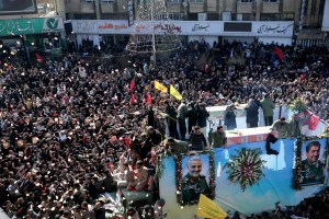 Varios muertos por una estampida durante el funeral de Soleimani en Irán